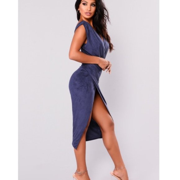 FASHION NOVA Nature Made Deep V Sleeveless Dress M - Picture 2 of 6